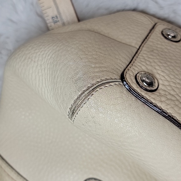 Coach Soho Collection Satchel Light Beige Pebble Leather Shoulder Tote Bag Bin6 - Picture 15 of 16